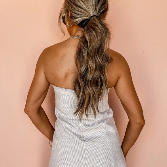 Pinstripe Linen Two-Piece 🤍 - Picture 2 of 3